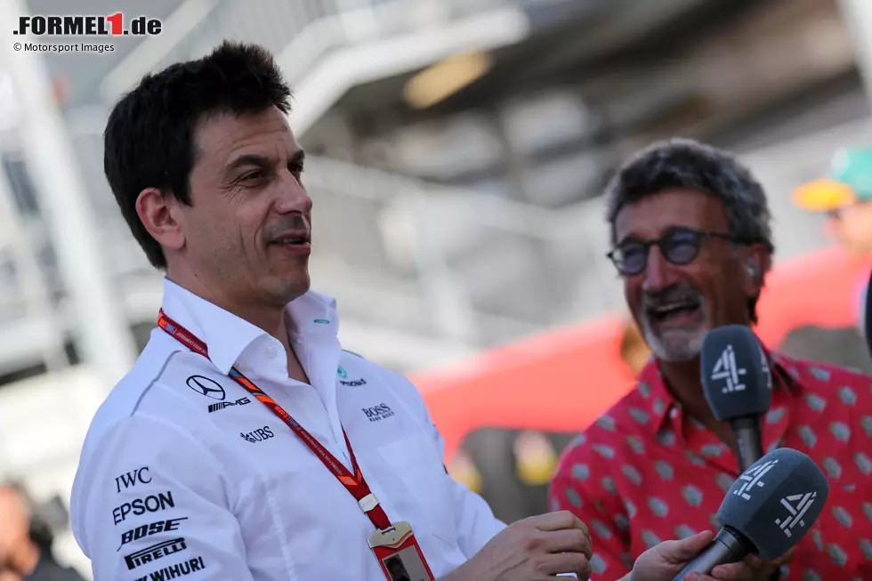 Foto zur News: ... Mercedes-Sportchef Toto Wolff ernste Töne anschlägt und Jordan für &quot;Fake News&quot; kritisiert. Mercedes bleibt in der Formel 1 - und gewinnt weitere Titel.