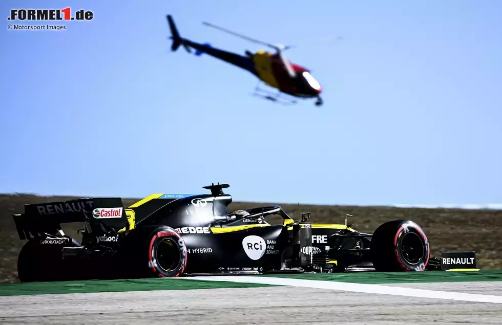 Foto zur News: Daniel Ricciardo (4): Klarer Rückschritt nach dem Podium am Nürburgring. Im Rennen in Q2 gecrasht und damit alle Chancen auf einen besseren Startplatz als P10 weggeworfen. Im Rennen vor dem Teamkollegen gestartet, aber hinter ihm ins Ziel gekommen. Eines der schwächsten Wochenenden des Australiers in diesem Jahr.