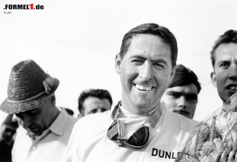 Foto zur News: Jack Brabham zu Brabham (1962): Das Vermächtnis von &quot;Black Jack&quot; besteht darin, dass er bis heute der einzige Formel-1-Pilot ist, der in einem selbst konstruierten Auto den WM-Titel gewinnen kann. Dieser Schritt erfordert allerdings eine Menge Mut, denn 1959 und 1960 wird Brabham bereits zweimal Weltmeister mit Cooper.