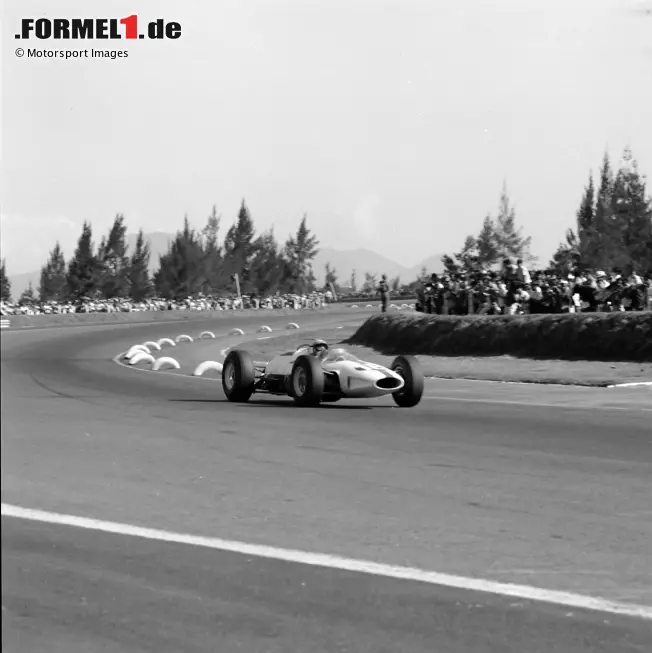 Foto zur News: Pedro Rodriguez (1964-1965, 1969): Sein Ferrari-Debüt gibt der Mexikaner beim Saisonfinale 1964 in Mexiko im legendären blauen NART-Ferrari. Im Laufe seiner Formel-1-Karriere gewinnt er zwar zwei Rennen - aber keines davon für Ferrari. Bei acht Versuchen in drei Saisons schafft er es viermal in die Punkte, steht aber nie auf dem Podium.