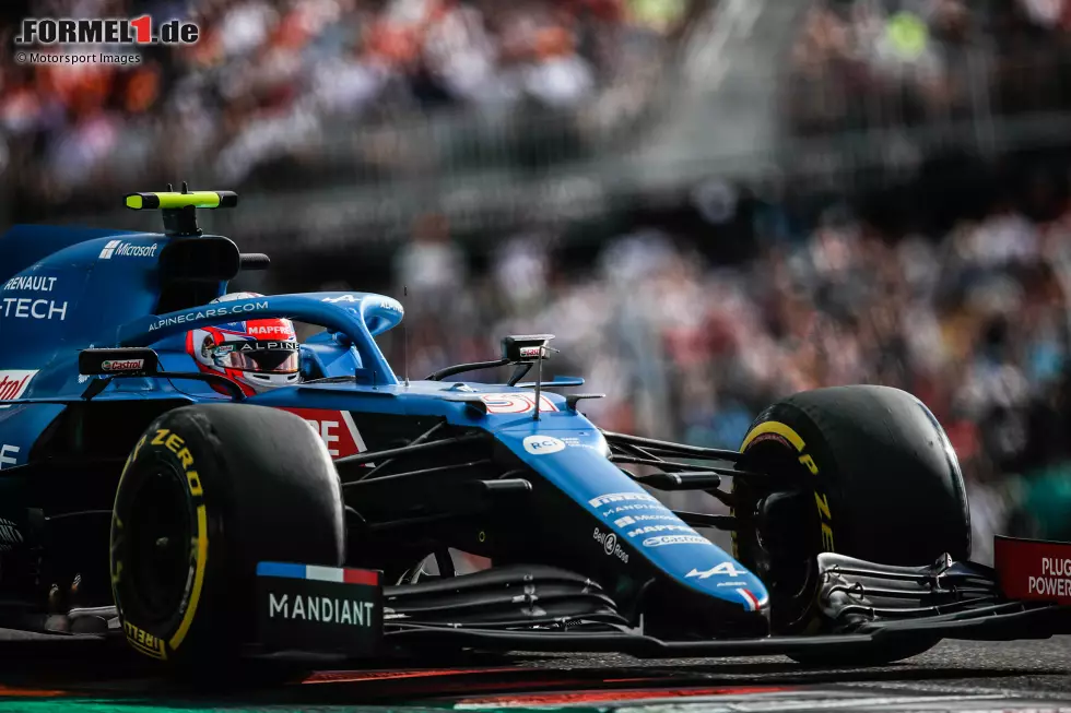 Foto zur News: Esteban Ocon (3): Ordentliche Qualifikation im schwachen Alpine, mit Alonso-Windschatten aber auch nicht in den Top 10 dabei. Nach einer frühen Berührung im Rennen ohne Chance, das Heckflügel-Versagen führte zum Aus. Bessere Note als Alonso, weil weniger Fehltritte, als es drauf ankam.