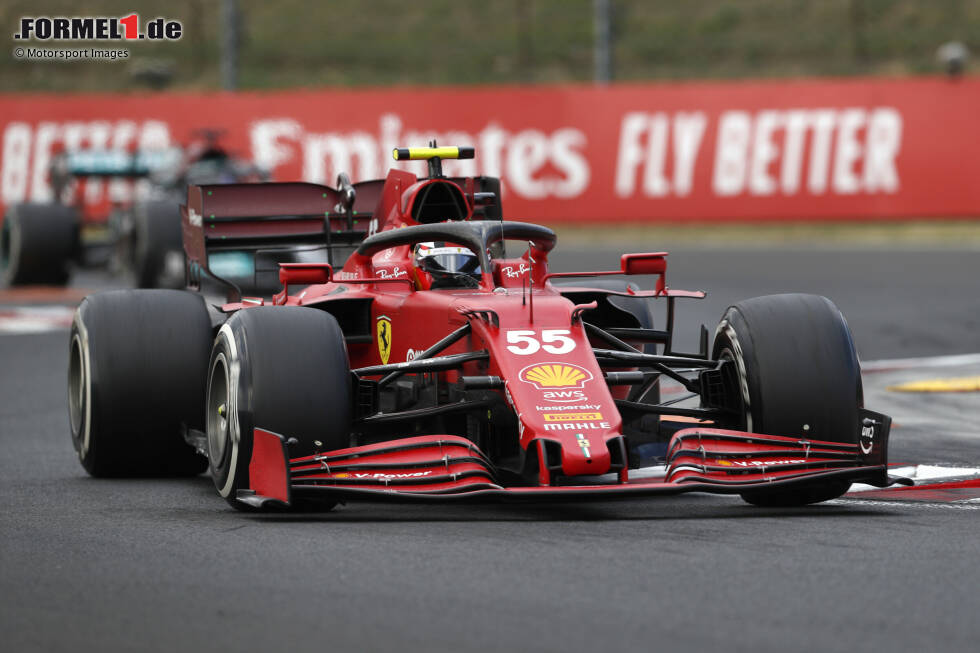 Foto zur News: Carlos Sainz (2): Der Unfall im Qualifying gibt Abzug, auch wenn der Wind schuld war. Im Rennen erste Sahne, muckte auch auf gegen die Ferrari-Strategie auf und setzte diese perfekt um. Hatte Boxenpech zu Beginn, später alte Reifen und musste Spritsparen. Sonst wäre er ein Siegkandidat gewesen.