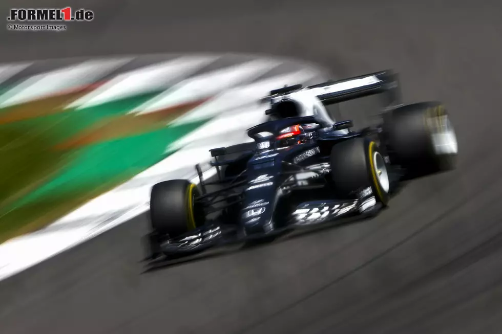 Foto zur News: Yuki Tsunoda (3): Litt ebenfalls unter der AlphaTauri-Schwäche in Silverstone und schied zum fünften Mal schon in Q1 aus. Im Grand Prix aber gut unterwegs und als Zehnter knapp in den Punkten. Unterm Strich passabel.