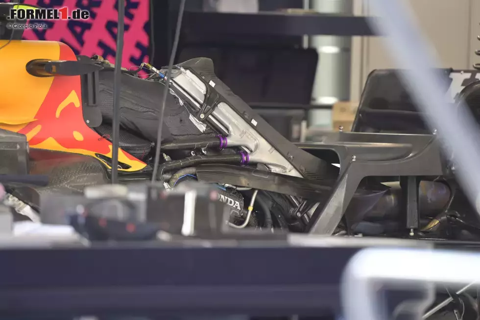 Foto zur News: Red Bull RB16B: Antriebsstrang