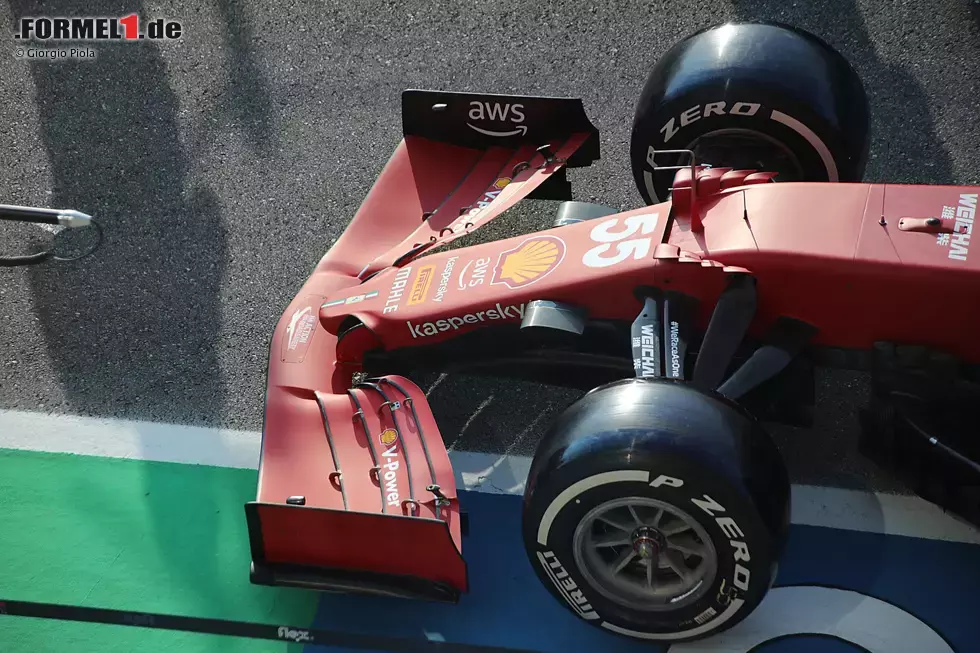 Foto zur News: Ferrari SF21: Frontflügel