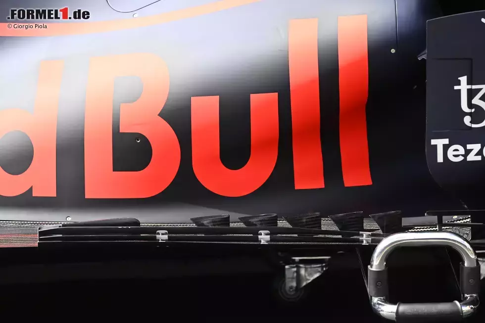 Foto zur News: Red Bull RB16B: Unterboden