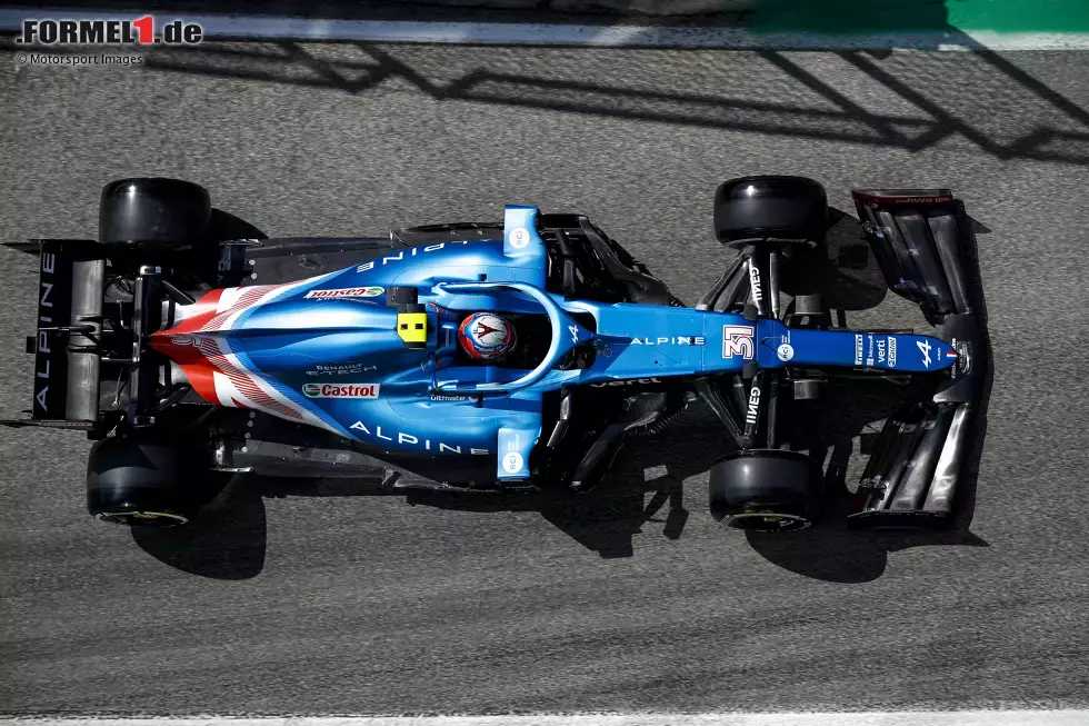 Foto zur News: Alpine: Verwendet erst seit dem Bahrain-Grand-Prix den Z-Unterboden - interessantes Winglet vor dem Hinterreifen