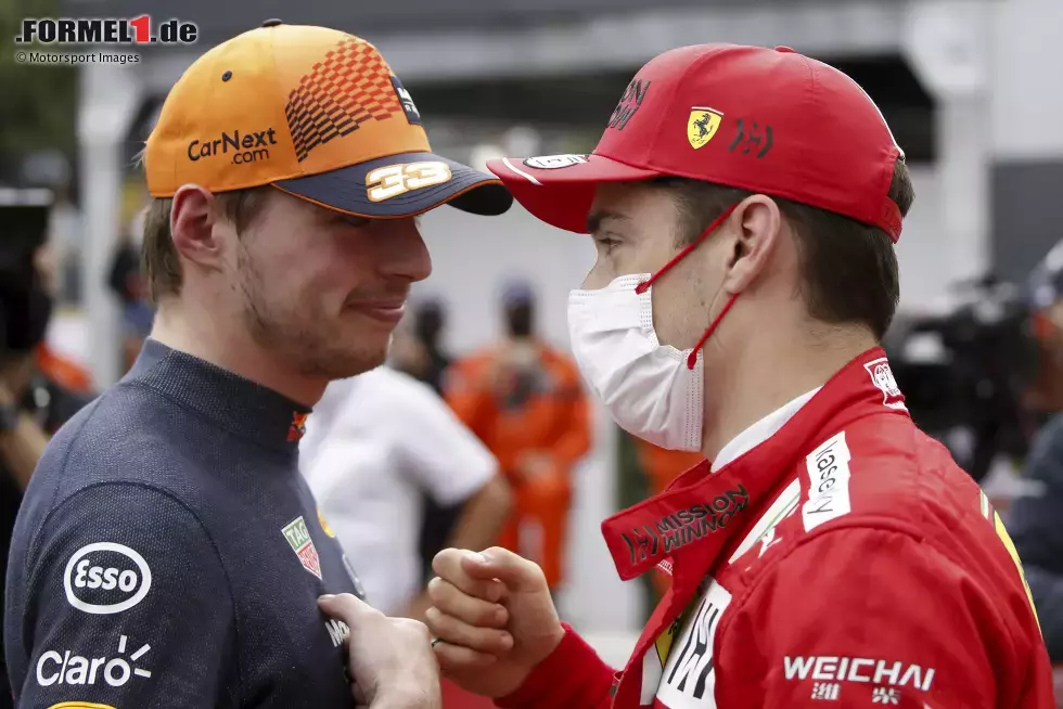 Foto zur News: ... oder ob Max Verstappen den Platz an der Sonne, der im Fürstentum besonders wertvoll ist, vom Lokalmatador erben wird. Das hängt vom Schaden am Ferrari ab.