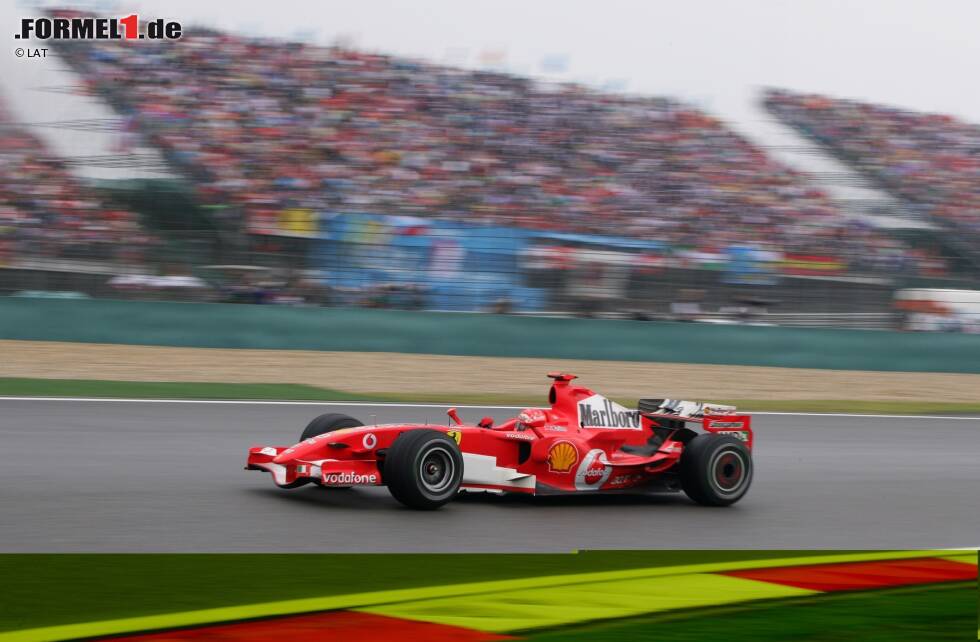 Foto zur News: Definitiv unerreichbar sind übrigens Schumachers 77 schnellste Runden für Hamilton. Der Brite steht aktuell bei 53. Selbst wenn die Formel 1 wie geplant 23 Rennen fahren kann, würde sich das 2021 rechnerisch nicht ausgehen. Ganz davon abgesehen, dass Hamilton in seiner Karriere in einer Saison noch nie mehr als acht holte.