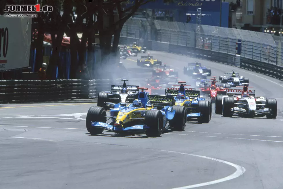 Foto zur News: Der Grand Prix von Monaco 2004 war der 119. Start von Jarno Trulli. Der Renault-Fahrer fuhr von der Poleposition zu seinem ersten und schlussendlich einzigem Grand-Prix-Sieg.