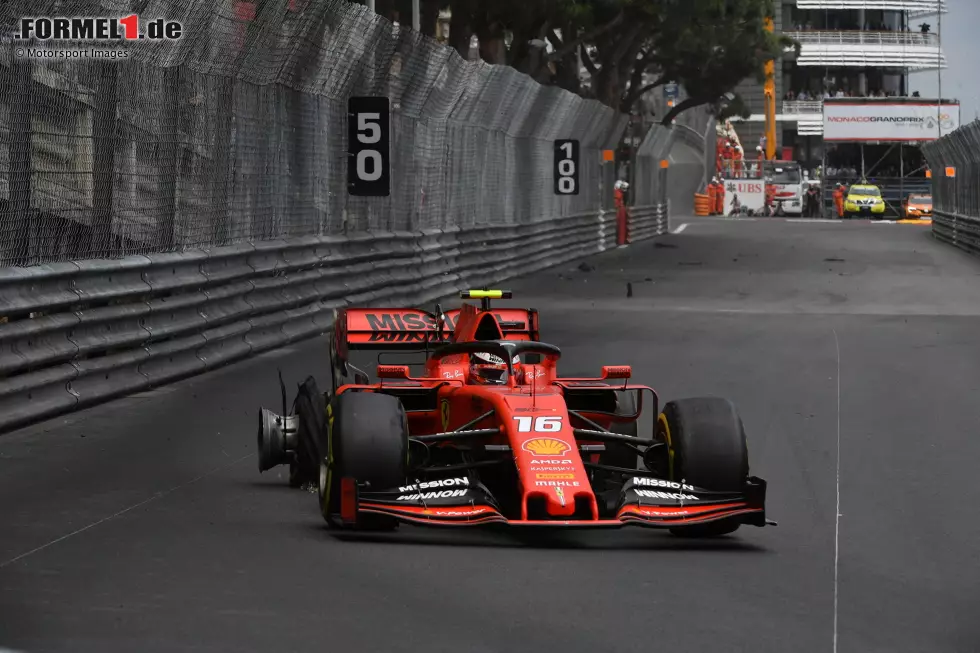 Foto zur News: ... sieht sich nach dem Qualifying-Debakel gezwungen, im Rennen mehr Risiken einzugehen, da das Überholen in Monaco als nahezu unmöglich gilt. Nach einigen starken Manövern und 4 gutgemachten Positionen, kommt es in Runde 9 zu einem Kontakt mit Nico Hülkenberg in der Rascasse: Ausfall beim Heimrennen.