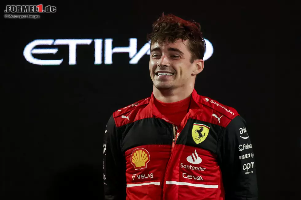 Foto zur News: Charles Leclerc (1): Hier überzeugte die Redaktion die Art und Weise, wie er seine Reifen managte und sich damit P2 im Rennen und in der WM sicherte. Verstappen war wieder einmal unantastbar, von daher hat auch er das Maximum herausgeholt - und Perez im eigentlich schnelleren Red Bull geschlagen.