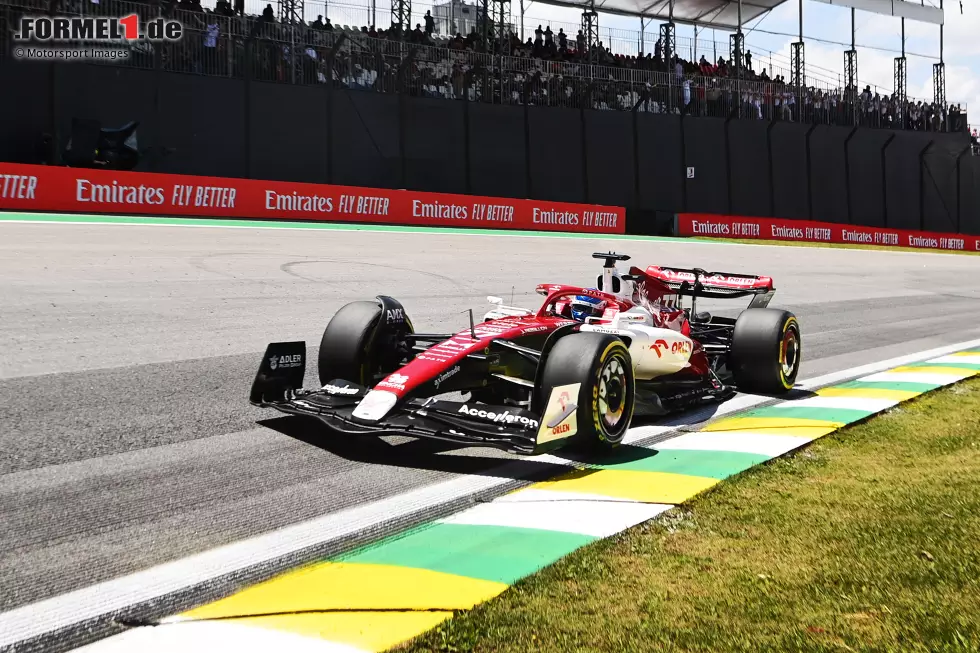 Foto zur News: Valtteri Bottas (2): Der Finne überspringt nach seinem starken Rennen ganz knapp die Grenze zur 2. Qualifying und Sprint waren zwar durchwachsen, aber am Sonntag überzeugte er mit P9. Und ohne Safety-Car am Ende wäre wohl sogar noch mehr möglich gewesen.