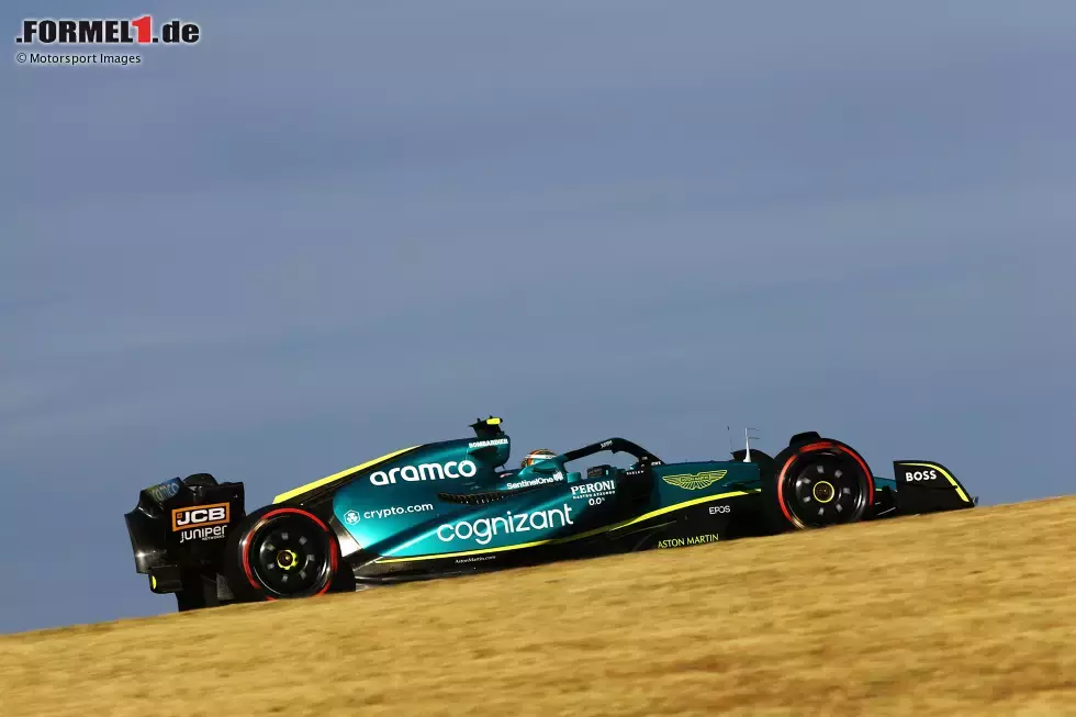 Foto zur News: ... Sebastian Vettel im Aston Martin. Er scheitert im Qualifying aber knapp an den Top 10 und belegt auf der Strecke den zwölften Platz. Ganz stark ist ...