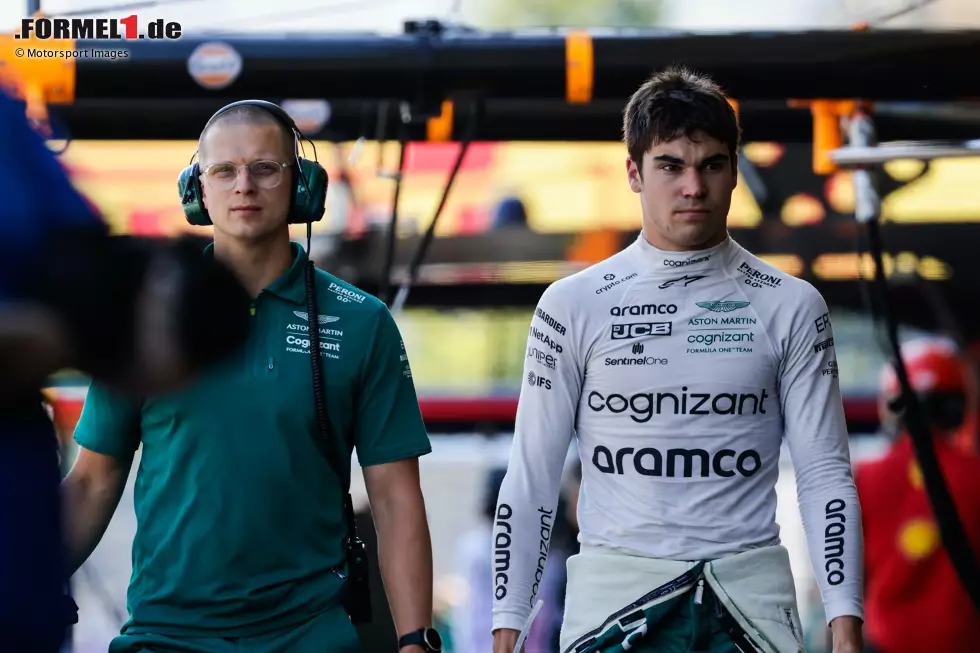 Foto zur News: ... sein Teamkollege bei Aston Martin, Lance Stroll. Der crasht erst ebenfalls frontal, fährt aber weiter und fliegt in der Runde darauf erneut ab, dieses Mal endgültig. Daraufhin wird das Qualifying unterbrochen, Stroll scheidet aus in Q1. Aber: Er steht trotzdem ...