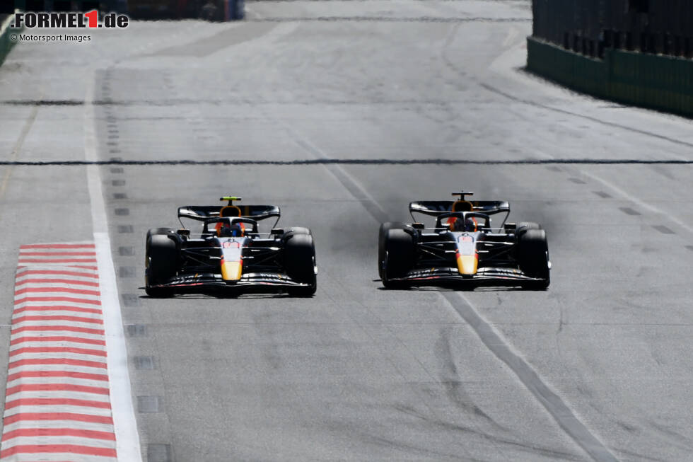 Foto zur News: Doppelsieg für Red Bull in Baku, mit Max Verstappen vor Sergio Perez. Damit baut das Team seine Führung in beiden WM-Wertungen weiter aus. Auch, weil ...