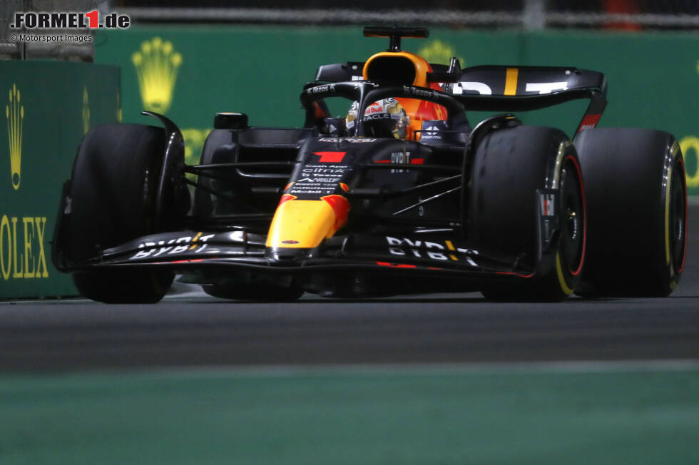 Foto zur News: Max Verstappen gewinnt das zweite Saisonrennen der Formel 1 für Red Bull und holt seine ersten Punkte in diesem Jahr, aber er muss sie hart erkämpfen, denn ...