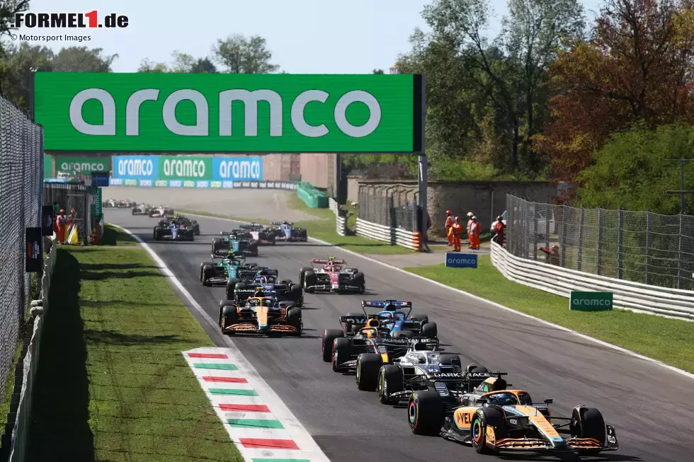 Foto zur News: 15. Monza, Italien (3. September 2023) - DIE Highspeed-Strecke im Kalender darf natürlich nicht fehlen. Auf keinem anderen Kurs werden die Flügel so flach eingestellt wie im Königlichen Park von Monza. Hier erreicht die Formel 1 noch Geschwindigkeiten von mehr als 350 km/h.