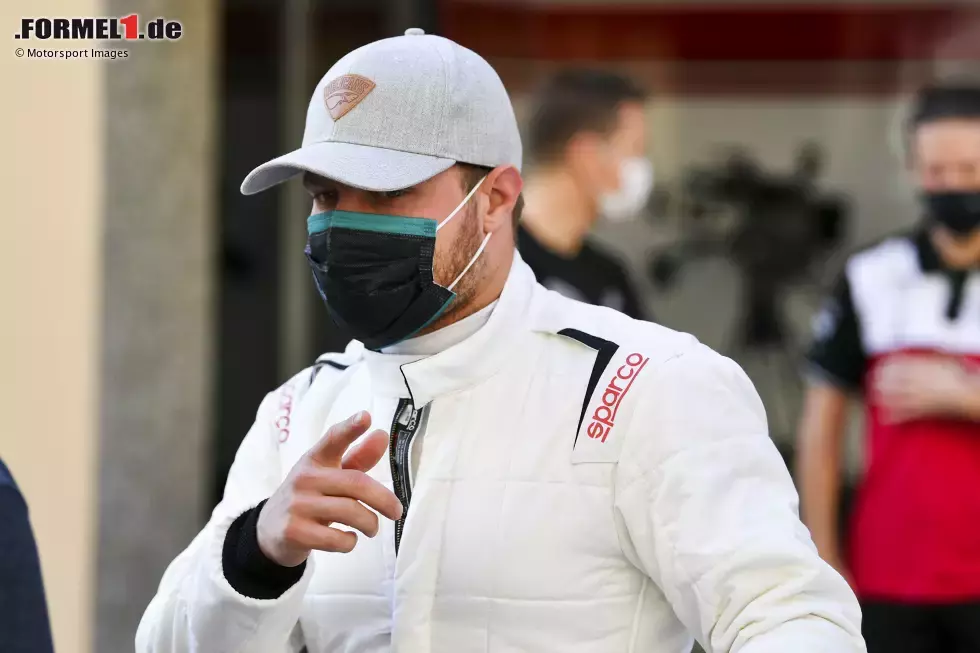 Foto zur News: Valtteri Bottas (Alfa Romeo): 5 Punkte - Gefährliches Fahren in der Boxengasse in Spielberg (2), Kollision mit Lando Norris in Budapest (2) und Missachten der gelben Flagge in Doha (1)