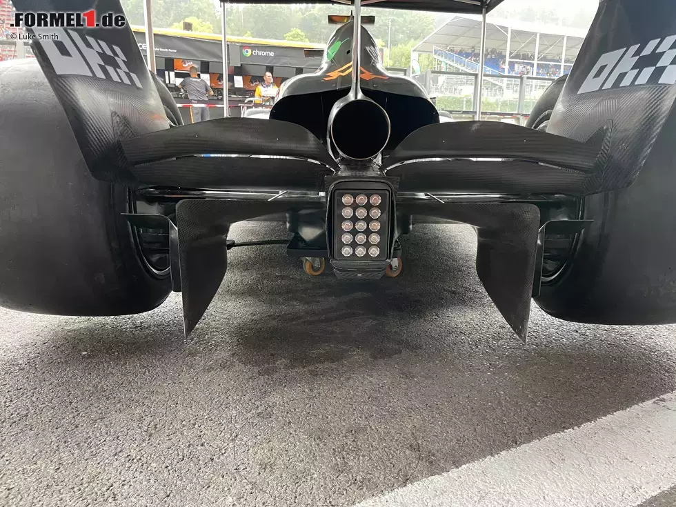 Foto zur News: McLaren MCL36: Diffusor