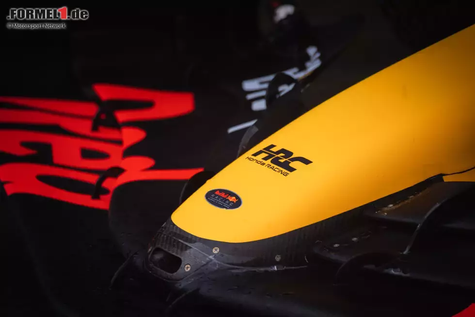 Foto zur News: Red Bull RB18: Frontpartie