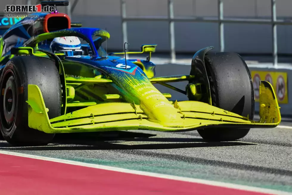 Foto zur News: Williams FW44: aufgetragene Flow-Vis-Farbe