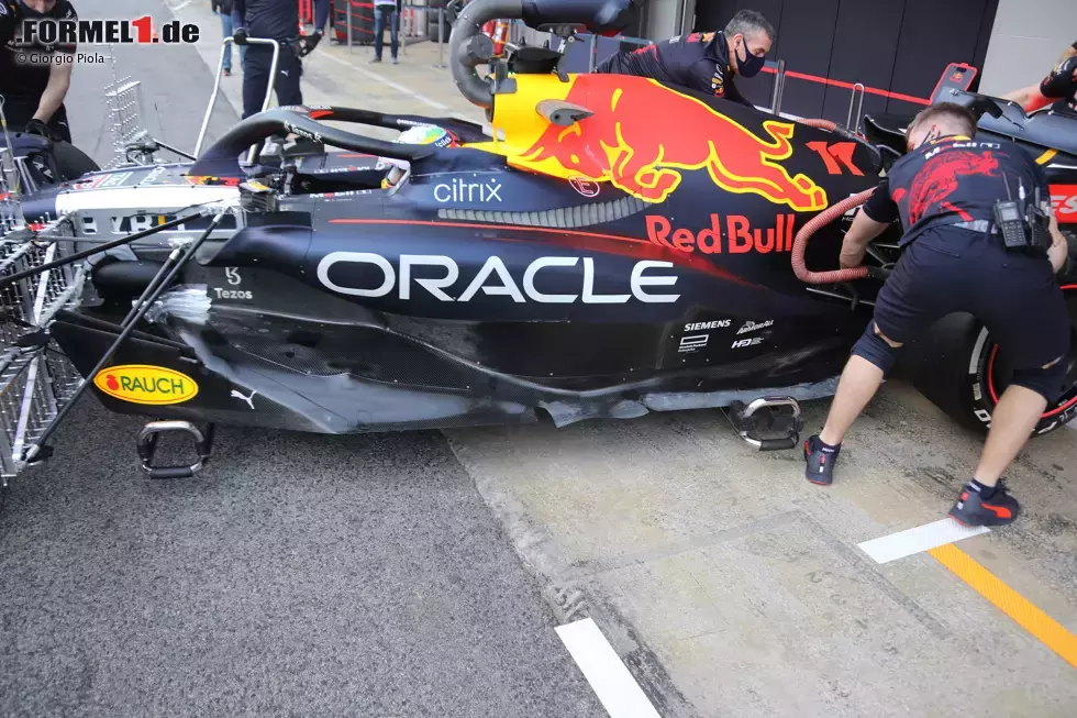 Foto zur News: Red Bull RB18: Seitenkasten und Unterboden