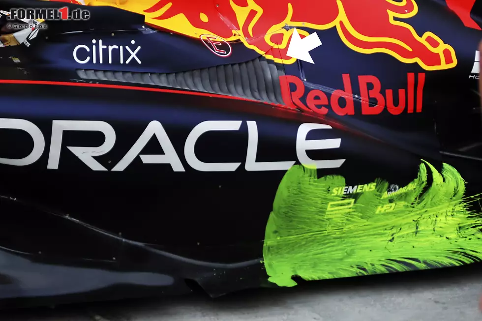 Foto zur News: Red Bull RB18: Seitenkasten und Unterboden