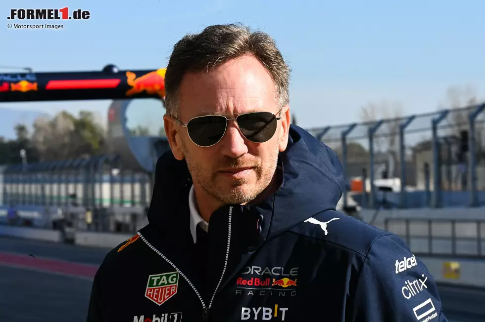 Foto zur News: ... sofort Red-Bull-Teamchef Christian Horner auf den Plan ruft, der sich bei &#039;auto motor und sport&#039; skeptisch zeigt, ob Mercedes damit &quot;den Geist des Reglements&quot; einhält. Laut Red Bull hat es diese Aussagen nie gegeben, die Kollegen von &#039;auto motor und sport&#039; aber haben tatsächlich mit Horner gesprochen.