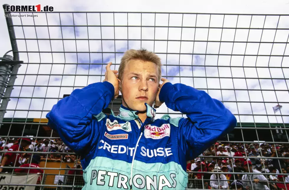 Foto zur News: Platz 3: Kimi Räikkönen (20 Jahre, 9 Monate, 8 Tage zwischen Australien 2001 und Abu Dhabi 2021)