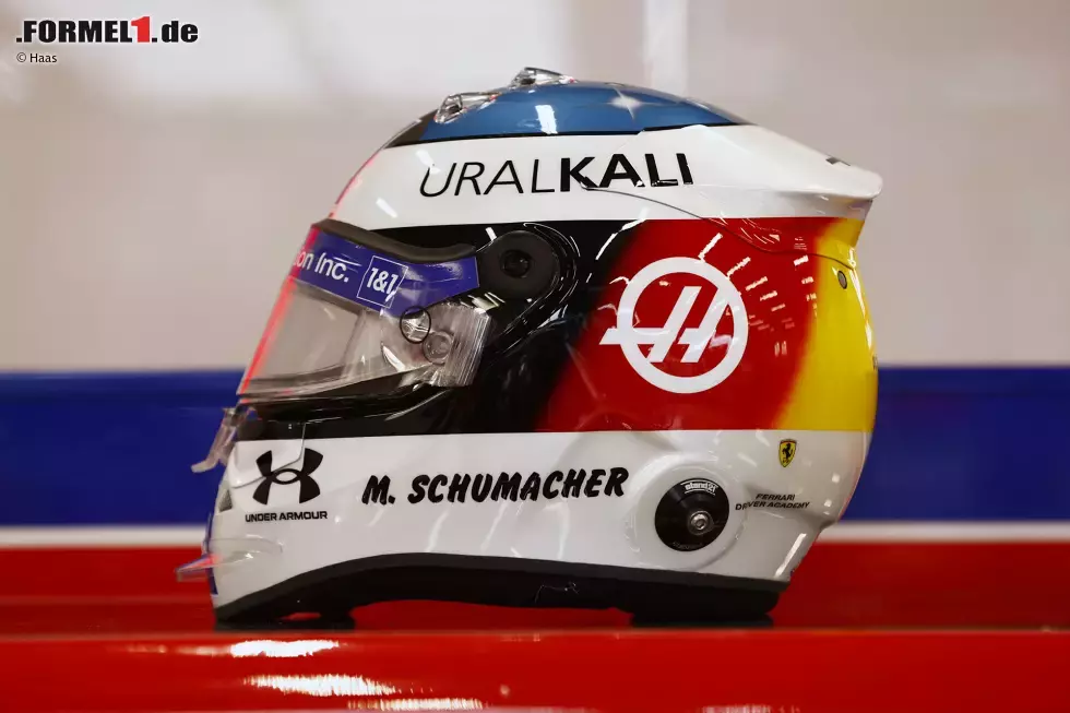 Foto zur News: ... von der Sondervariante, die Mick Schumacher 2021 zeitweise als Hommage an seinen Vater Michael Schumacher genutzt hat. Mit viel Weiß ...