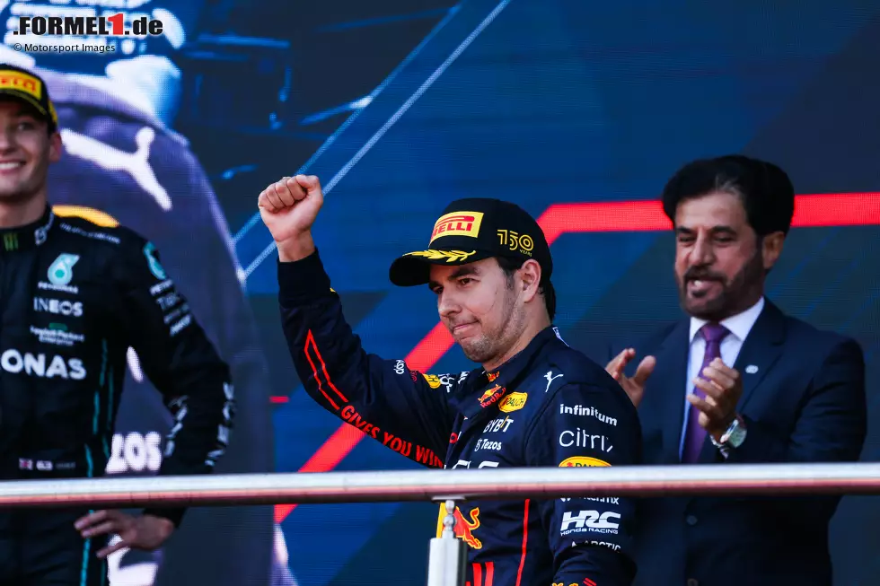 Foto zur News: Sergio Perez (2): Im Qualifying schneller als Verstappen, im Rennen zeigte ihm der Weltmeister dann aber die Grenzen auf. Trotzdem ein gutes Wochenende mit dem gewonnen Start gegen Leclerc als Highlight. Perez liefert weiterhin genau das ab, was Red Bull von ihm erwartet.