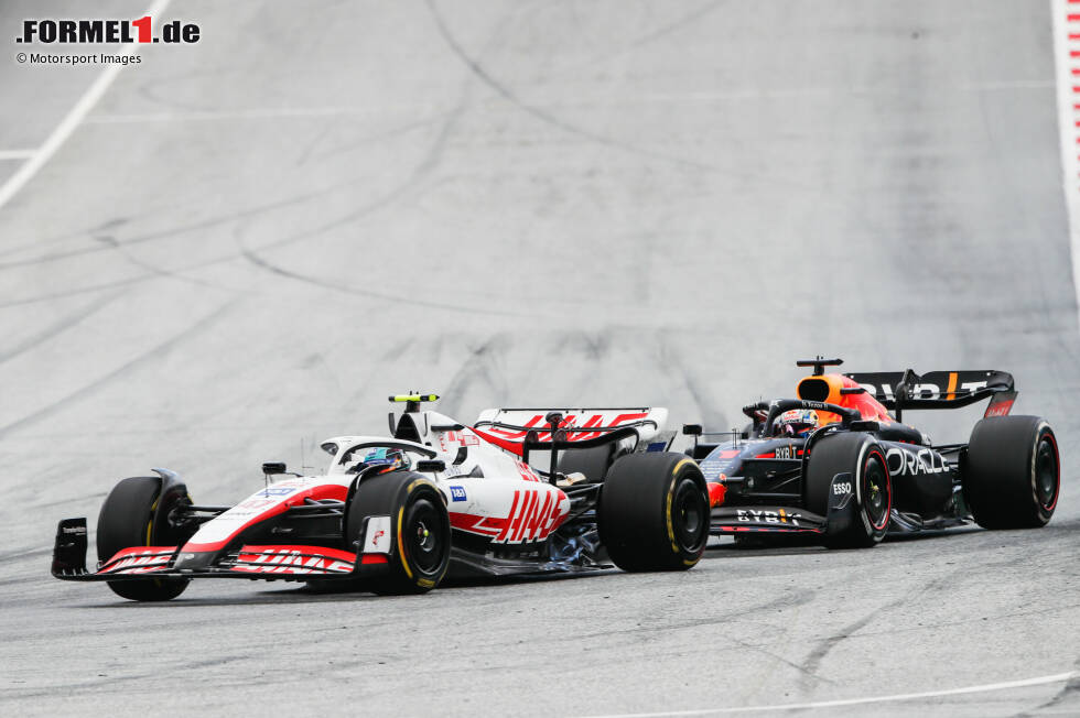 Foto zur News: Mick Schumacher (2): Ihm hätten einige Redakteure sogar die 1 gegeben, doch die Mehrheit war der Meinung, dass er dafür Qualifying und Sprint nicht gegen Magnussen hätte verlieren dürfen. Trotzdem ist klar: Die Formkurve zeigt nach oben, P6 und sein bestes Formel-1-Ergebnis sind kein Zufall!