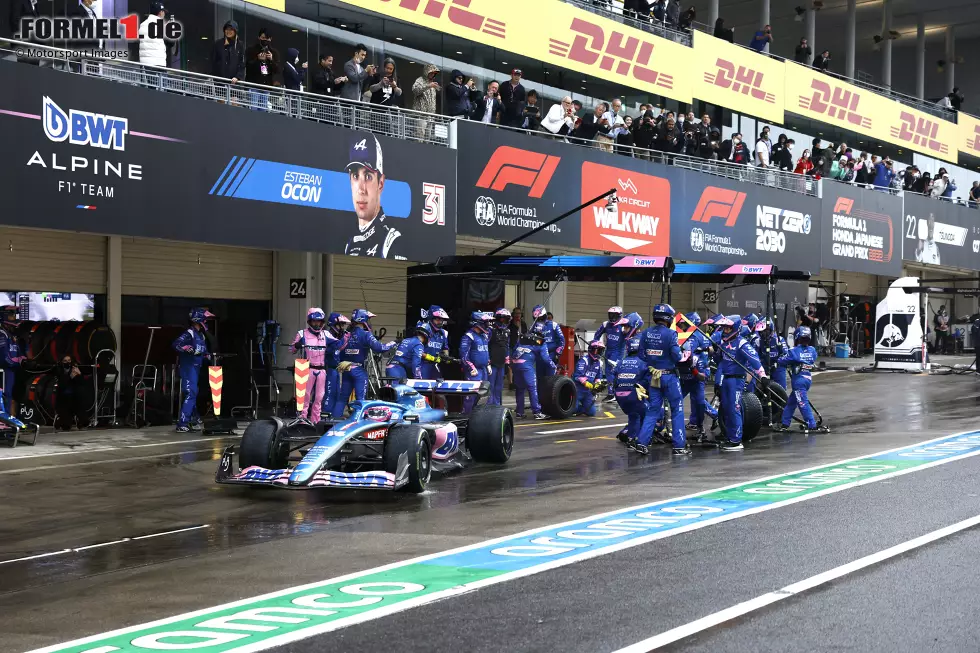 Foto zur News: Fernando Alonso (2): In Qualifying und Rennen hinter Ocon, obwohl er in den Trainings und sogar im Qualifying bis zum letzten Q3-Run immer der schnellere Alpine-Pilot war! Im Rennen dann keine optimale Strategie gehabt und daher im Schatten des Teamkollegen. Dennoch ein gutes Wochenende von ihm.