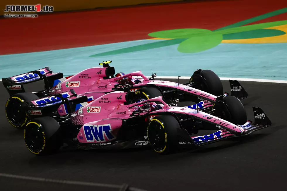 Foto zur News: Esteban Ocon (3): Von der reinen Leistung her mit P5 im Qualifying und P6 im Rennen wäre es vermutlich eine 2 geworden. Allerdings müssen wir das Duell gegen den Teamkollegen abziehen, als er Alonso einmal fast in die Mauer schickte und auch insgesamt zu hart agierte. Das geht nicht.