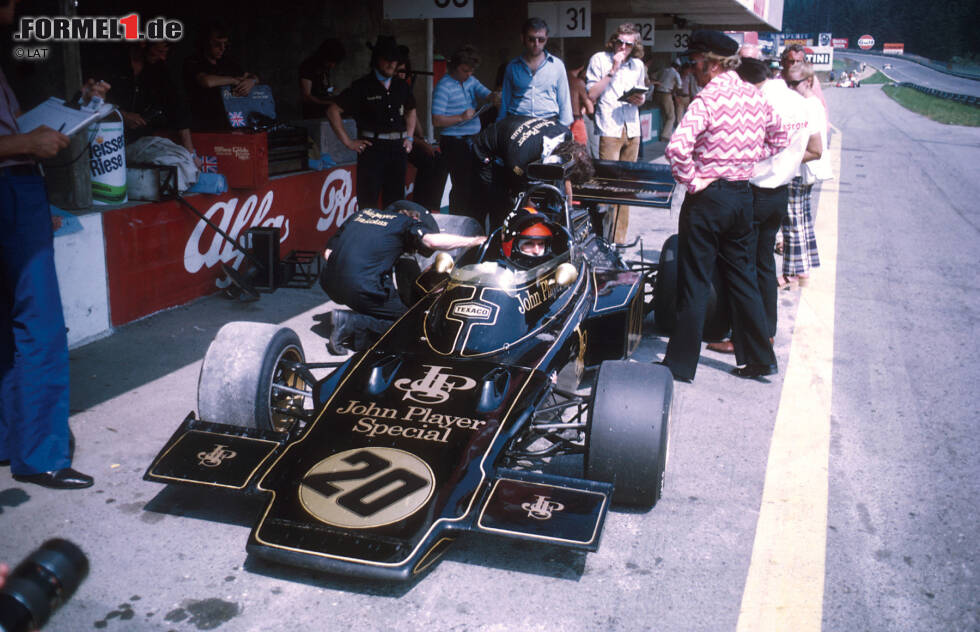 Foto zur News: Lotus: In den 1960er- und 1970er-Jahren ist Lotus mit 66 Siegen und 13 WM-Titeln in Fahrer- und Konstrukteurs-WM das erfolgreichste Formel-1-Team. Bis in die späten 1980er-Jahre hinein gewinnt man zwar noch Rennen, doch der WM-Titel von Mario Andretti 1978 soll der letzte in der Geschichte des Teams bleiben.