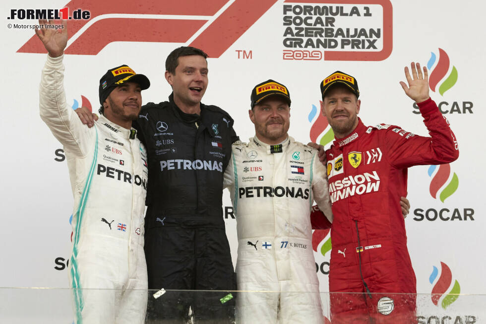 Foto zur News: 2019: Valtteri Bottas (Mercedes) vor Lewis Hamilton (Mercedes) und Sebastian Vettel (Ferrari)