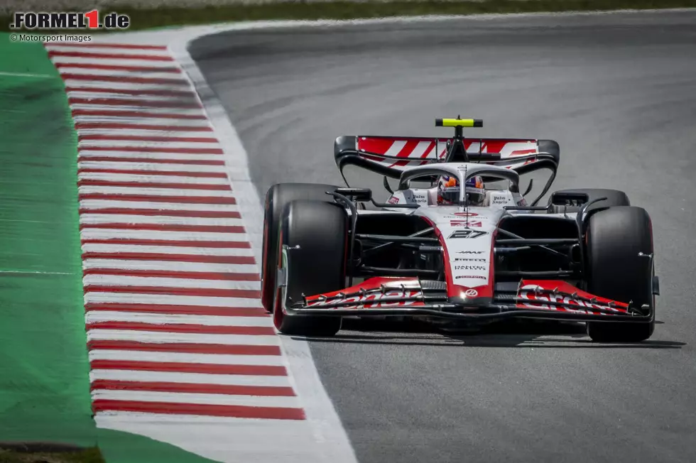 Foto zur News: ... Nico Hülkenberg wird sensationell Dritter. Und auch die Longruns sehen für Haas nicht so schlecht aus. Nicht ganz so zufrieden ...