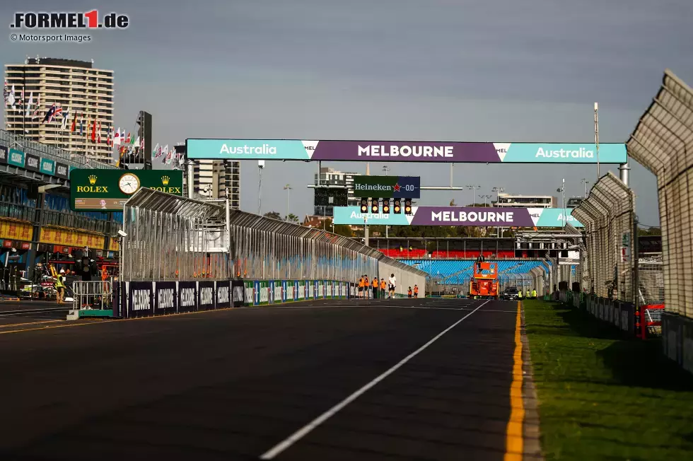 Foto zur News: ... schon in zwei Wochen in Melbourne eine neue Chance, dann beim dritten Rennwochenende der Formel-1-Saison 2023 vom 31. März bis zum 2. April.