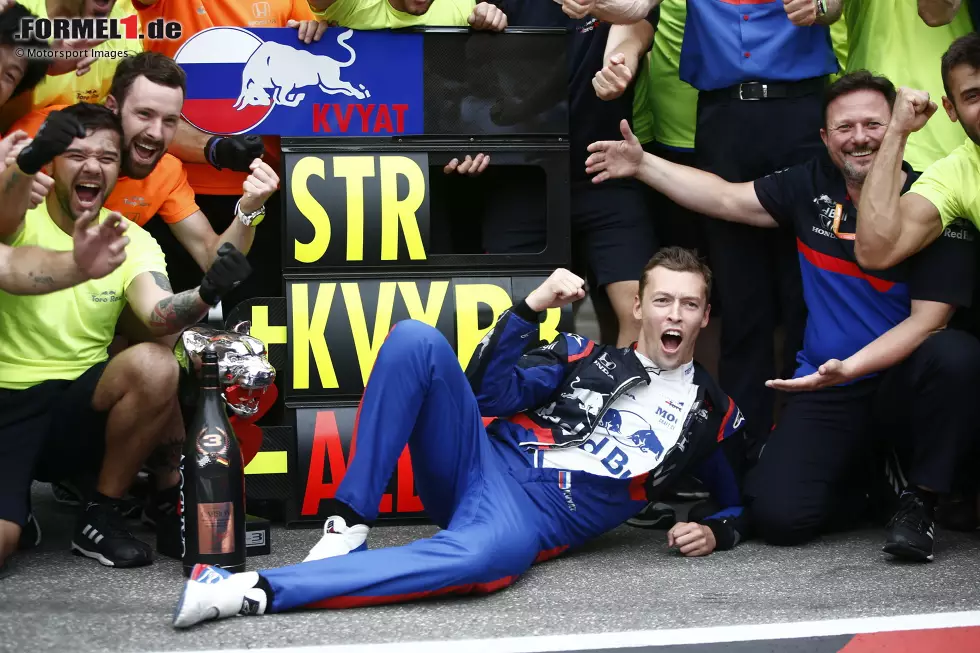 Foto zur News: 2019 - 3 Podestplätze: Immerhin gibt es 2019 eine leichte Verbesserung. Das liegt aber vor allem am turbulenten Ende in Brasilien, wo Pierre Gasly (Toro Rosso) Zweiter wird und Carlos Sainz (McLaren) nach einer Strafe gegen Lewis Hamilton noch auf P3 aufrückt. Zuvor war Daniil Kwjat (Toro Rosso) in Hockenheim der einzige.