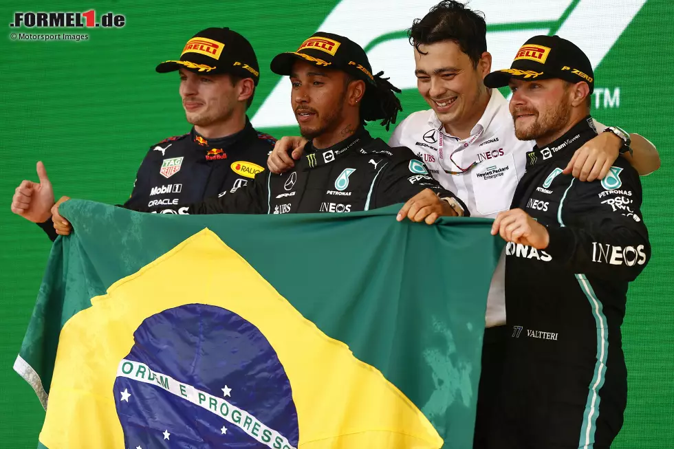 Foto zur News: 7. Meiste Podestplätze zusammen: Lewis Hamilton und Sebastian Vettel standen 56 Mal zusammen auf dem Podest. Mit Max Verstappen und Valtteri Bottas teilte der Brite jeweils 53 Mal das Podium. Dass die Bestmarke geknackt wird, dürfte mit Verstappen aber wahrscheinlicher sein als mit dem Alfa-Romeo-Piloten.