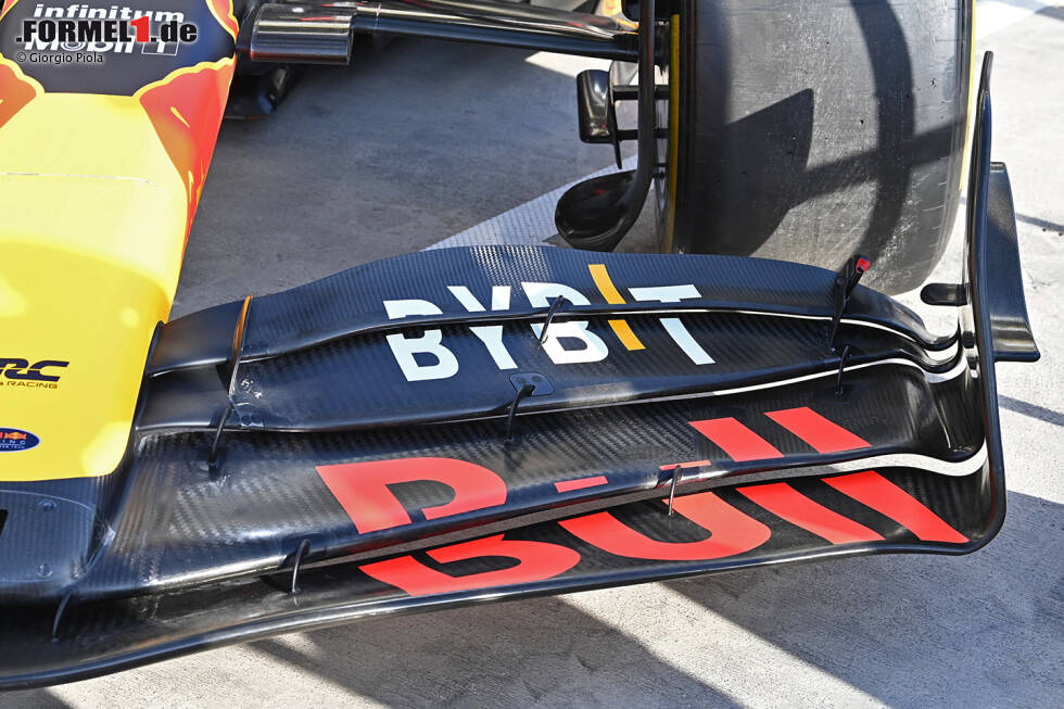 Foto zur News: Red Bull RB19: Frontflügel