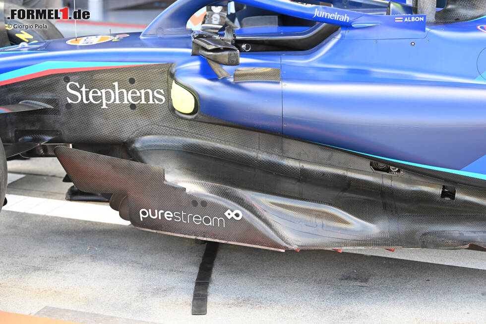 Foto zur News: Williams FW45: Seitenkasten