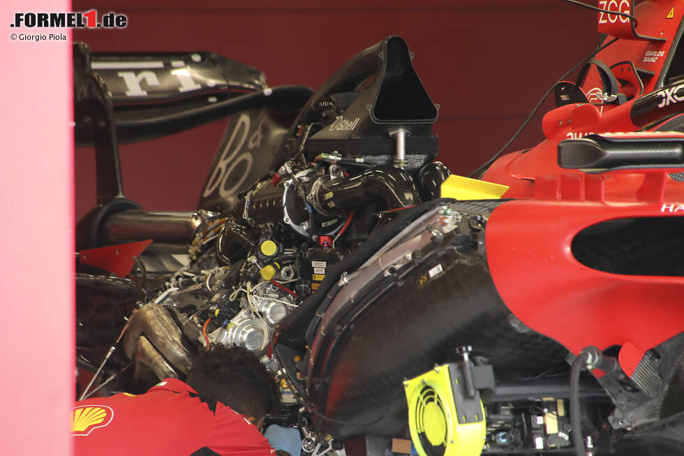 Foto zur News: Ferrari SF-23: Antriebsinstallation