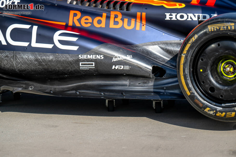 Foto zur News: Red Bull RB19: Seitenkasten mit Unterboden