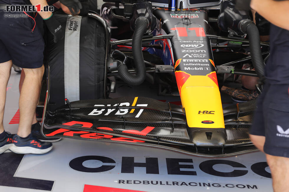 Foto zur News: Red Bull RB19: Frontflügel