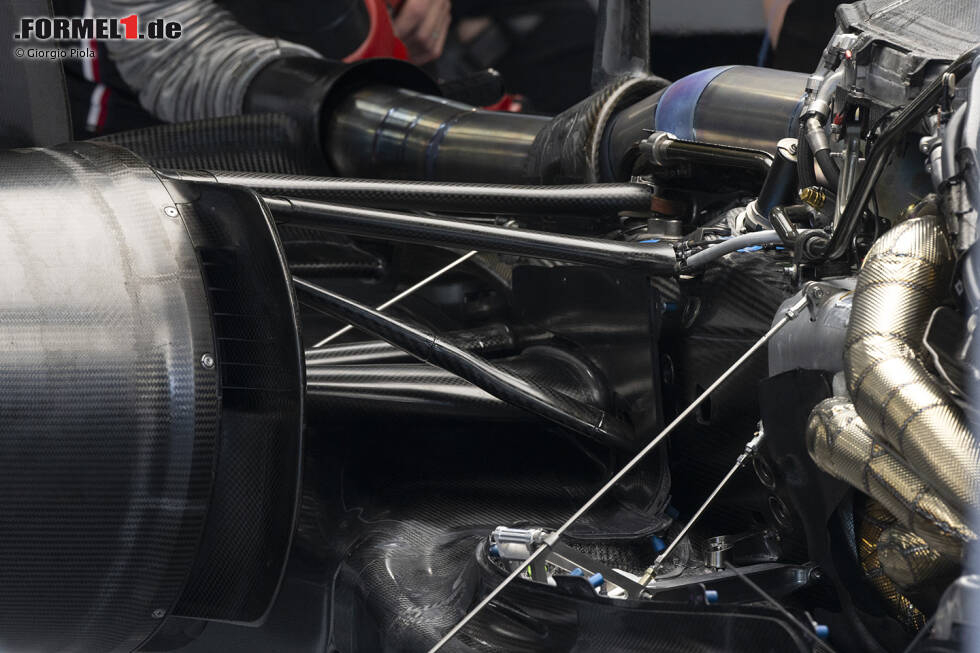 Foto zur News: Red Bull RB19: Antriebsinstallation