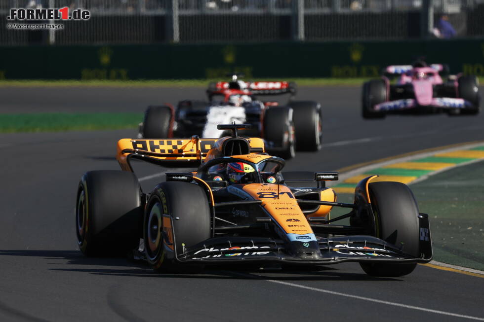 Foto zur News: Oscar Piastri (3): Im Qualifying bereits in Q1 ausgeschieden, was allerdings auch an der Schwäche des McLaren am Samstag liegt. Im Rennen dann ruhig geblieben, einige gute Aktionen gezeigt und am Ende beim Heimrennen seine ersten Formel-1-Punkte gesammelt. Ein solides Wochenende.