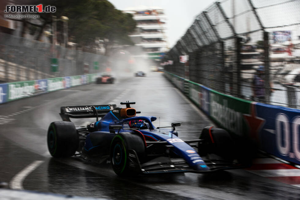 Foto zur News: Alexander Albon (4): Von seinem Crash in FT1 erholte er sich ganz gut, fuhr in Q1 sogar auf P3. Am Ende Startplatz 13 und P14 in einem eher unauffälligen Rennen. Einige hätten ihm für diese solide Leistung eine 3 gegeben, am Ende wurde es aber knapp nur die 4.