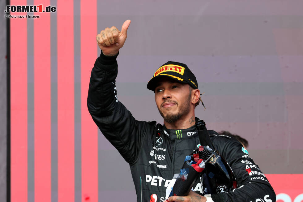 Foto zur News: Lewis Hamilton (2): Hat nicht viel falsch gemacht, aber im Schnitt konnten wir uns nicht auf eine Eins einigen. Da fehlte manchen Redakteuren das gewisse Etwas, wenngleich Hamilton in Austin wie immer gut aufgelegt war. Auch er kann nichts für die Disqualifikation, also auch bei ihm keine Abzüge dafür.